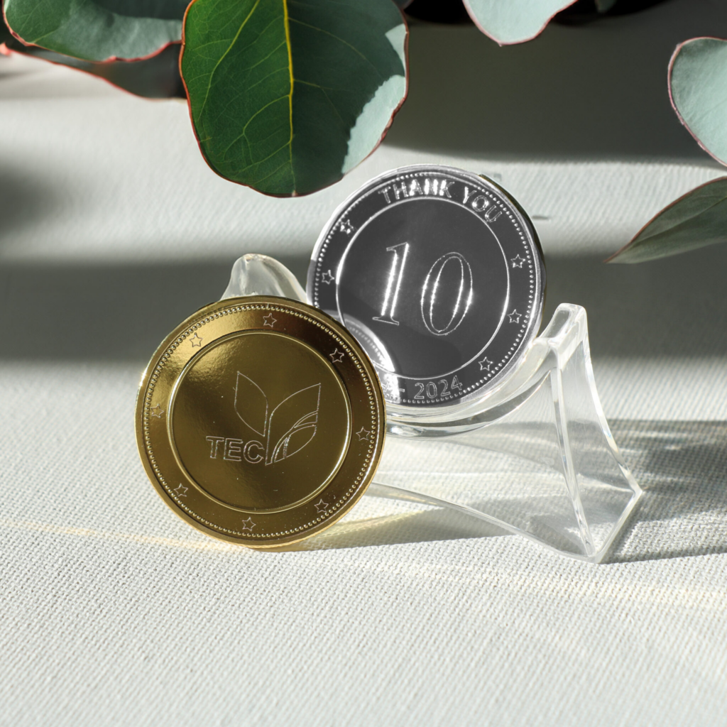 Monedas personalizadas para el reconocimiento de empleados